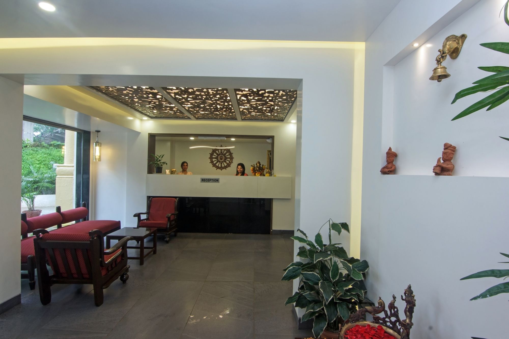 Oyo 9806 Hotel Arvi Lonavala Exteriér fotografie